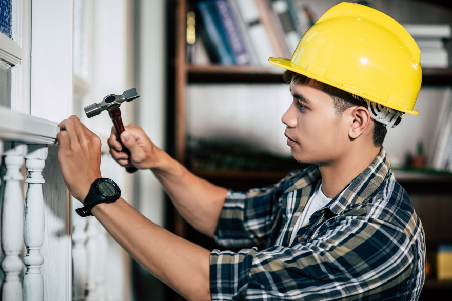 Cost-Efficient Home Repairs: Smart Booking Strategies to Save Money