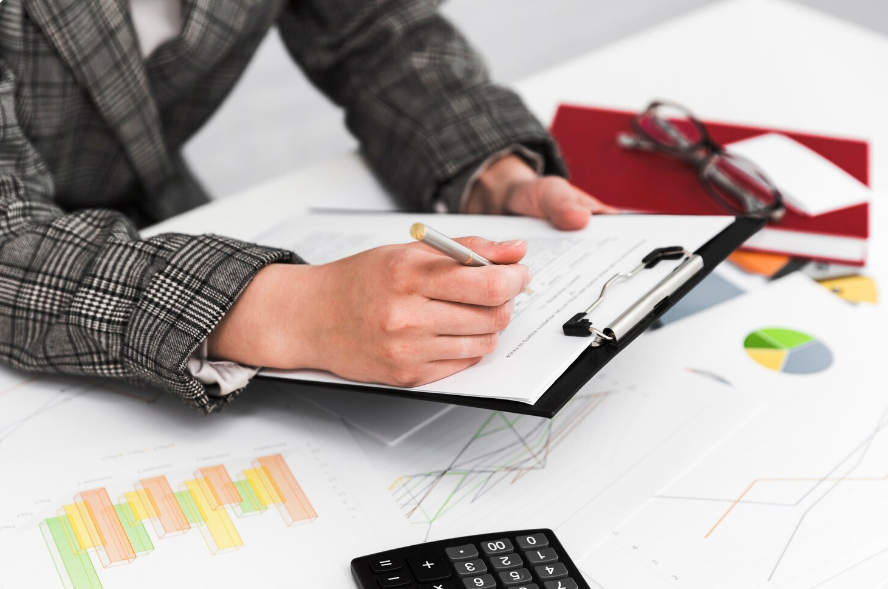 Accurate Budgeting: Essential Repair Cost Evaluation Metrics